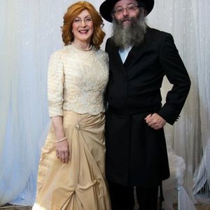 Meet your Posher, Sharon